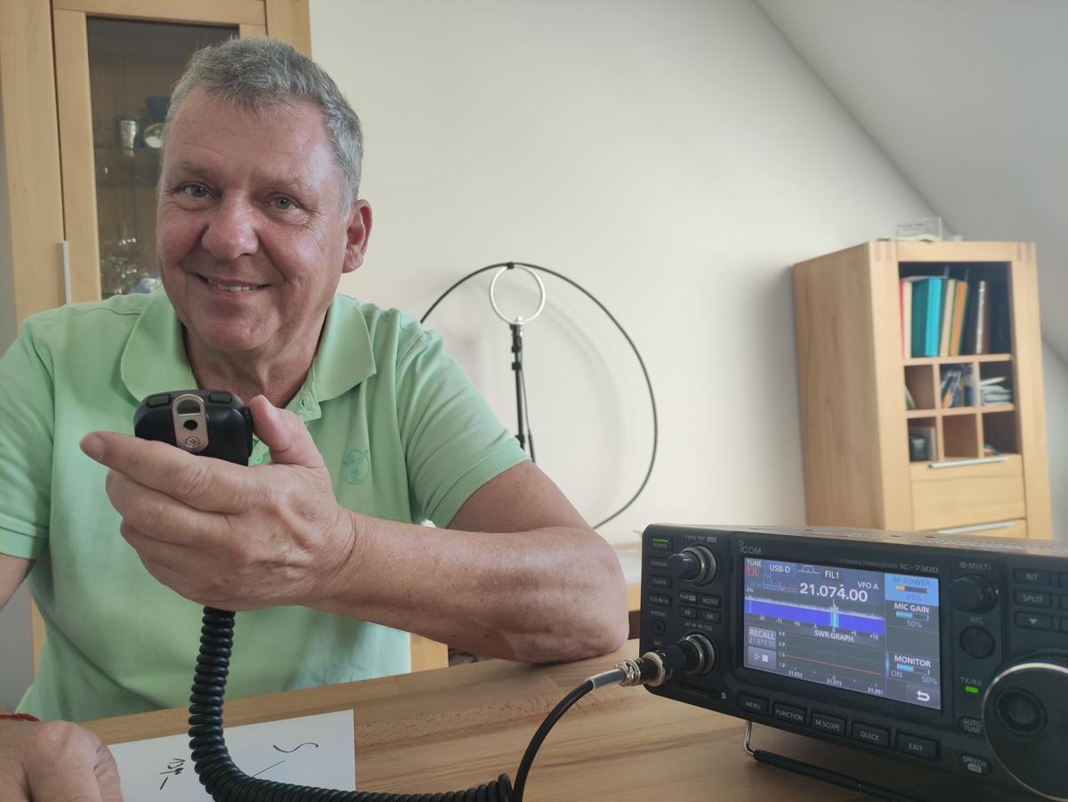 Klaus Ruppersberg qrv als DO5KMR Klaus Ruppersberg funkt rund um die Welt: DO5KMR ist QRV!